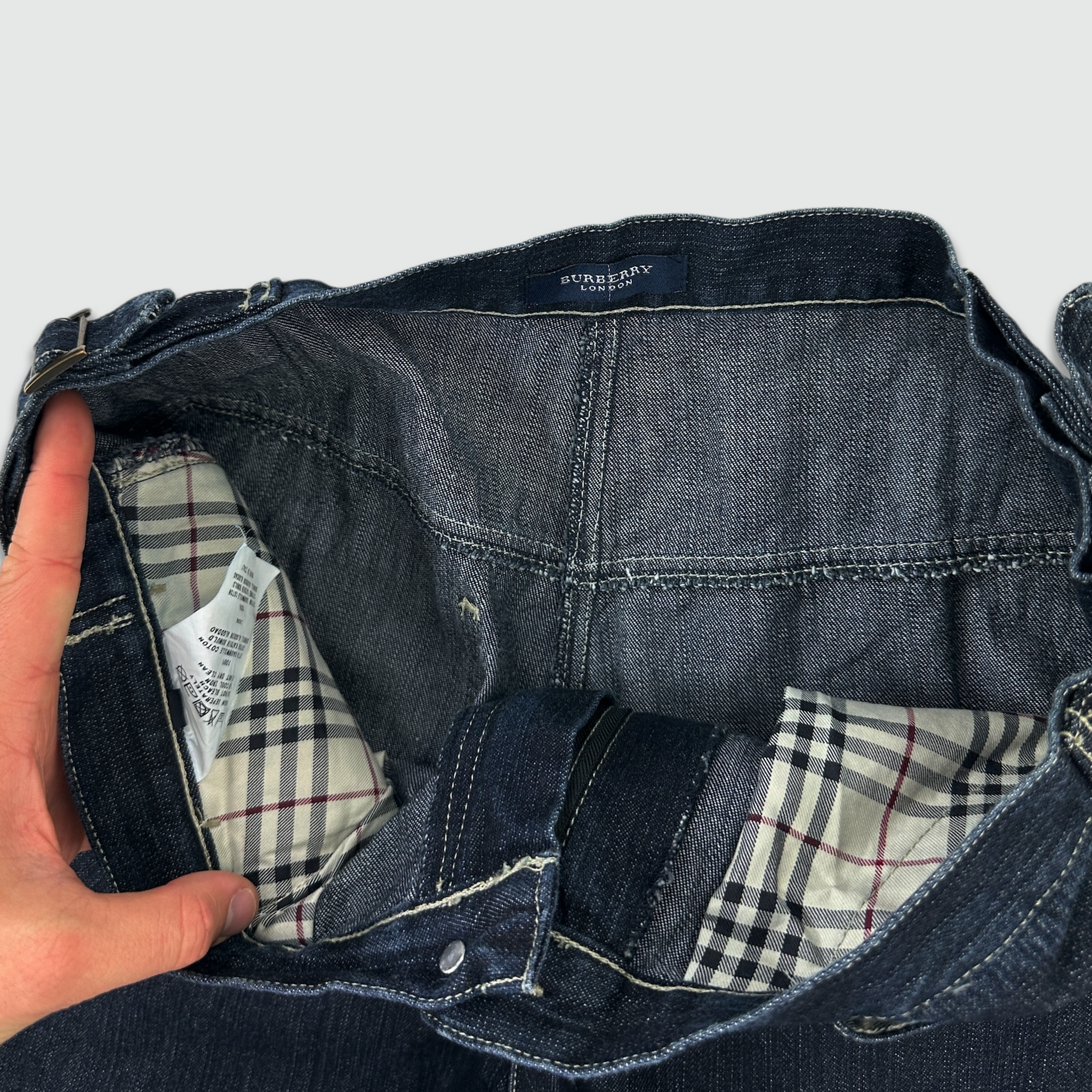 Burberry Darted Knee Jeans (W33)