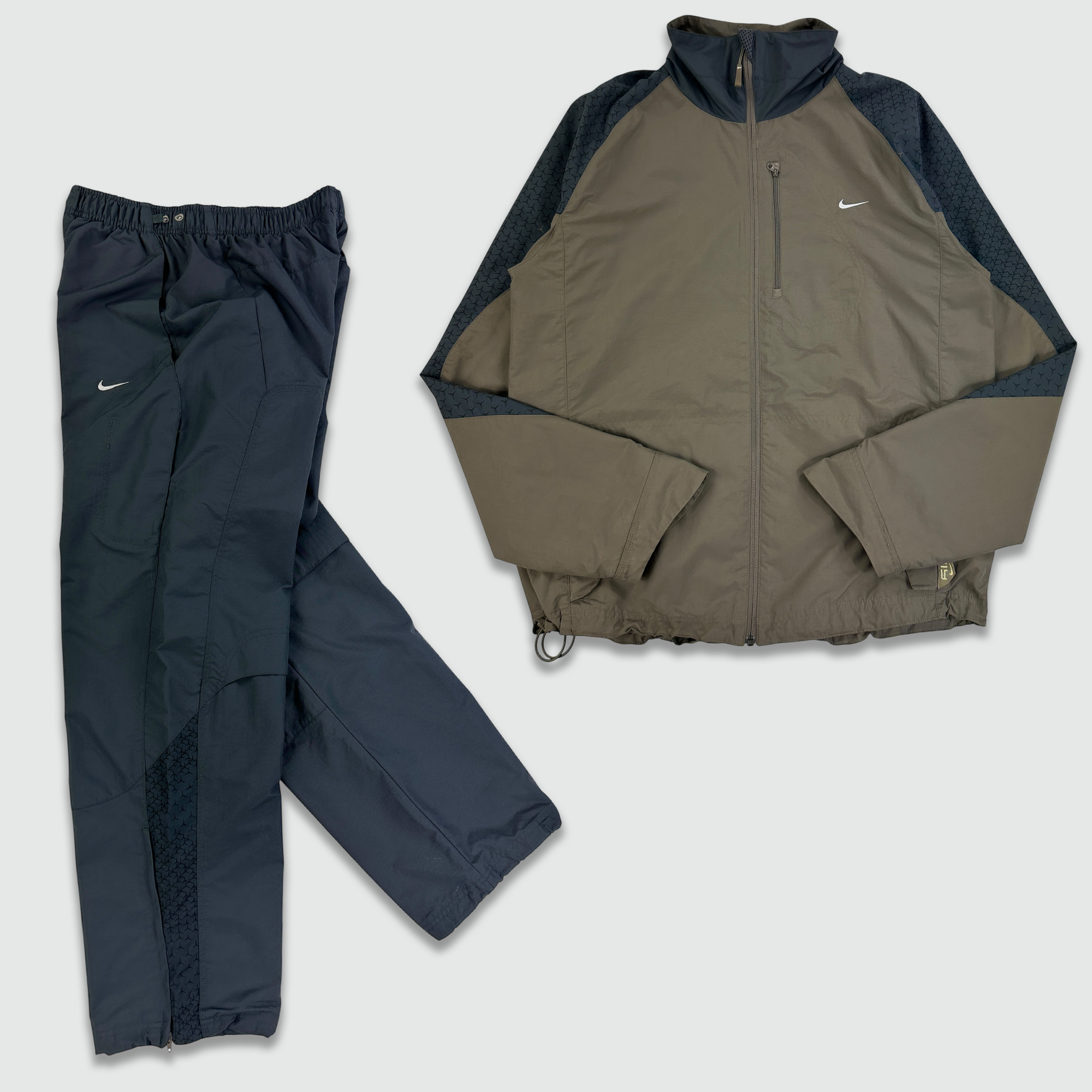 Nike Air Tracksuit (M)