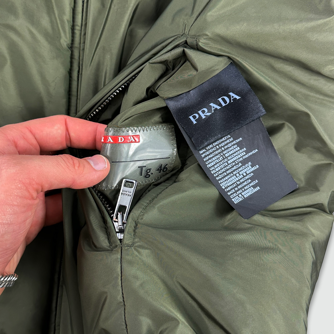 Prada Sport Nylon Reversible Jacket (S) – PASTDOWN Prada Sport Nylon Reversible Jacket (S) – PASTDOWN
