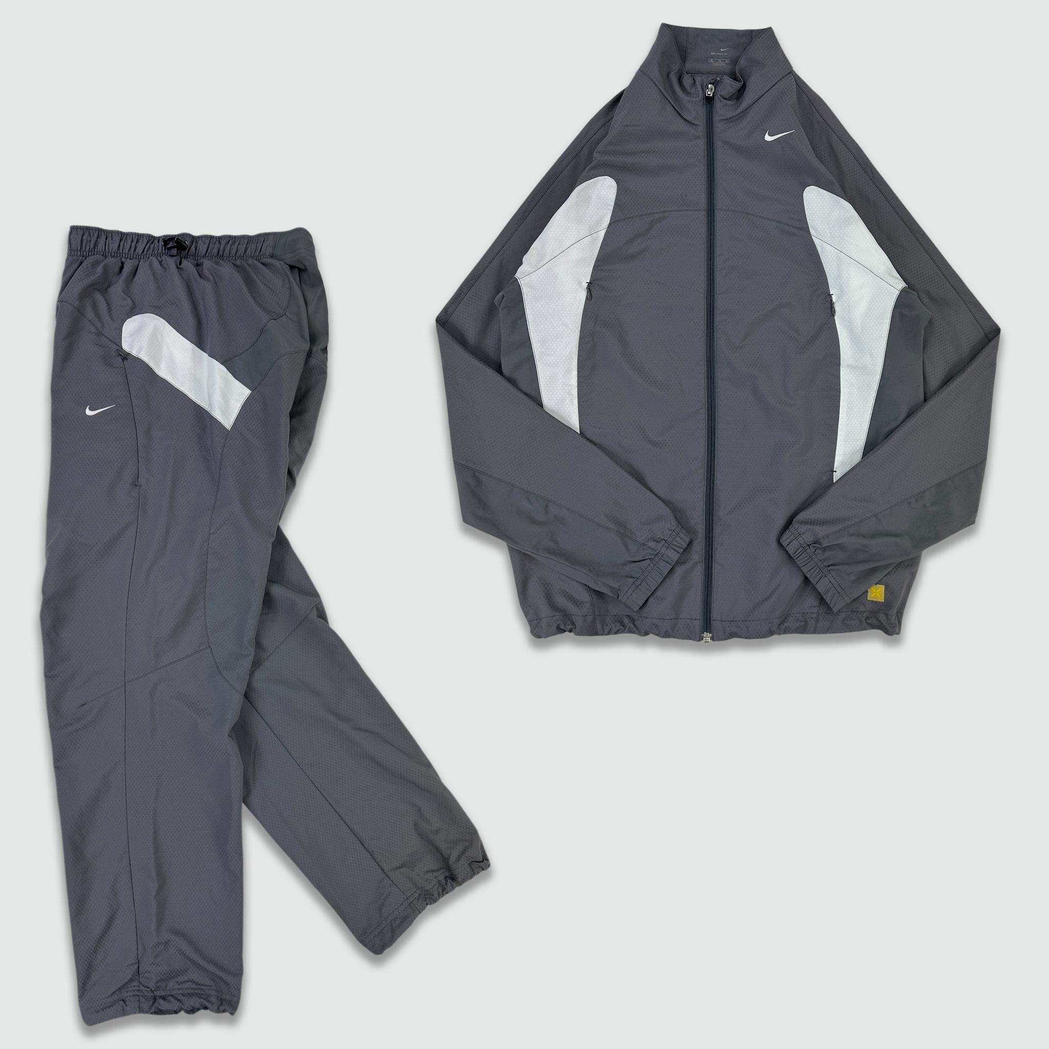 Nike Sphere Tracksuit (XL)