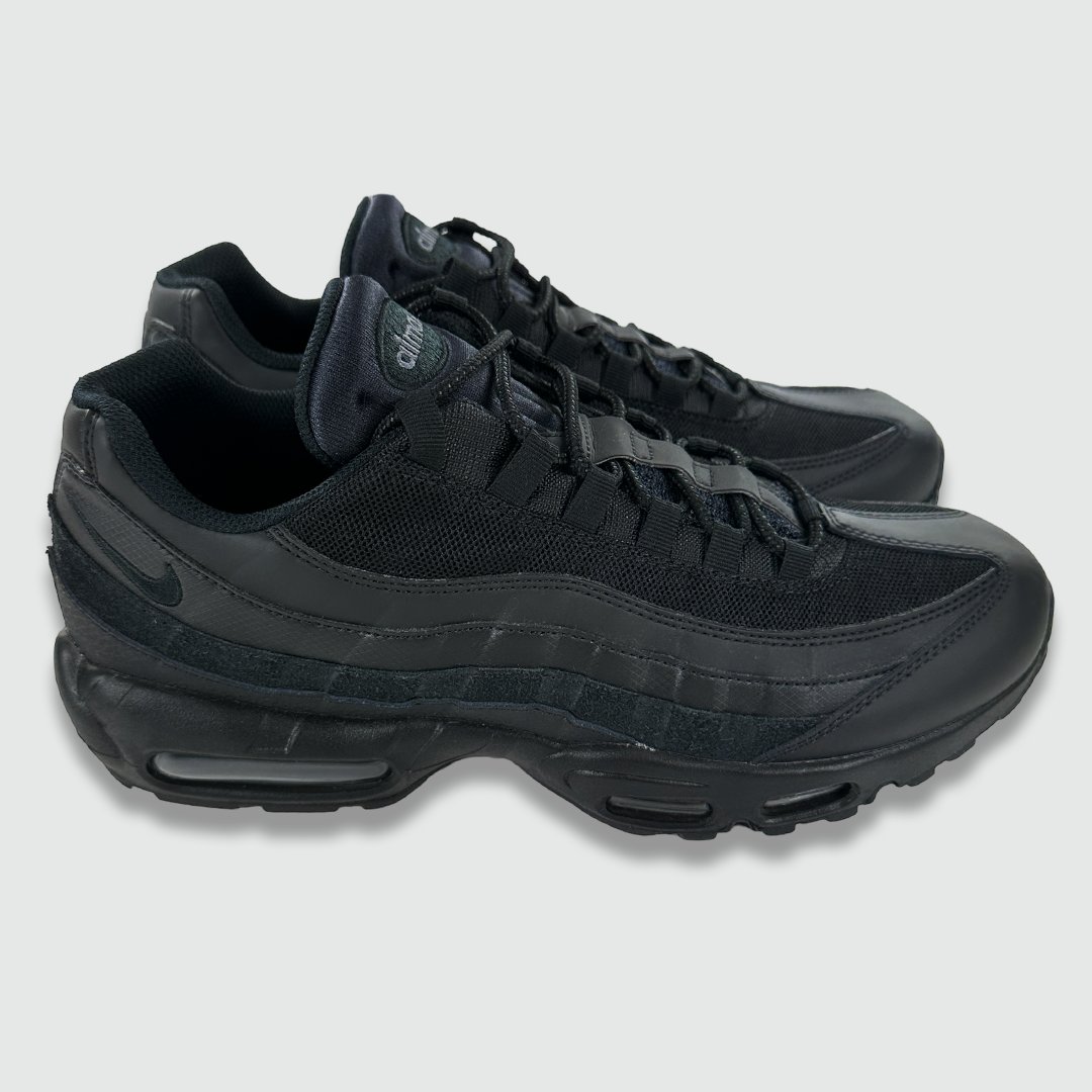 Nike Air Max 95 (UK 11) â PASTDOWN