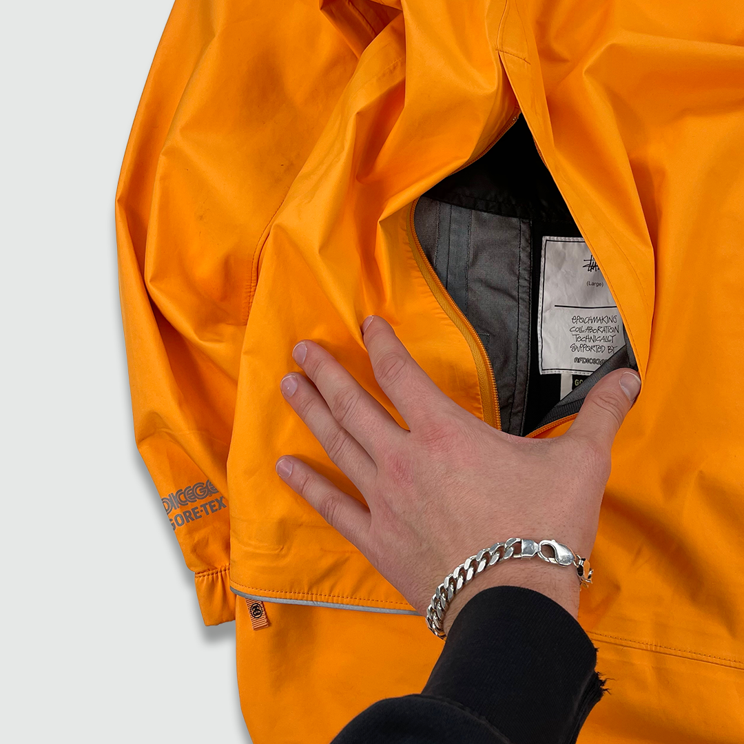 Stussy Afdicegear Gore-Tex Jacket (L) – PASTDOWN Stussy Afdicegear Gore-Tex Jacket (L) – PASTDOWN