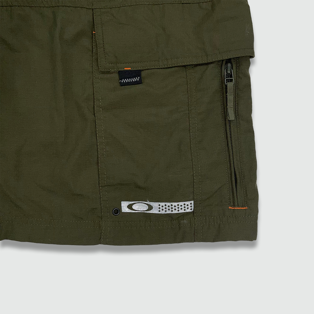 Oakley Cargo Shorts (XL)