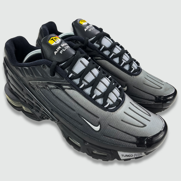 nike tn plus 3 wolf grey