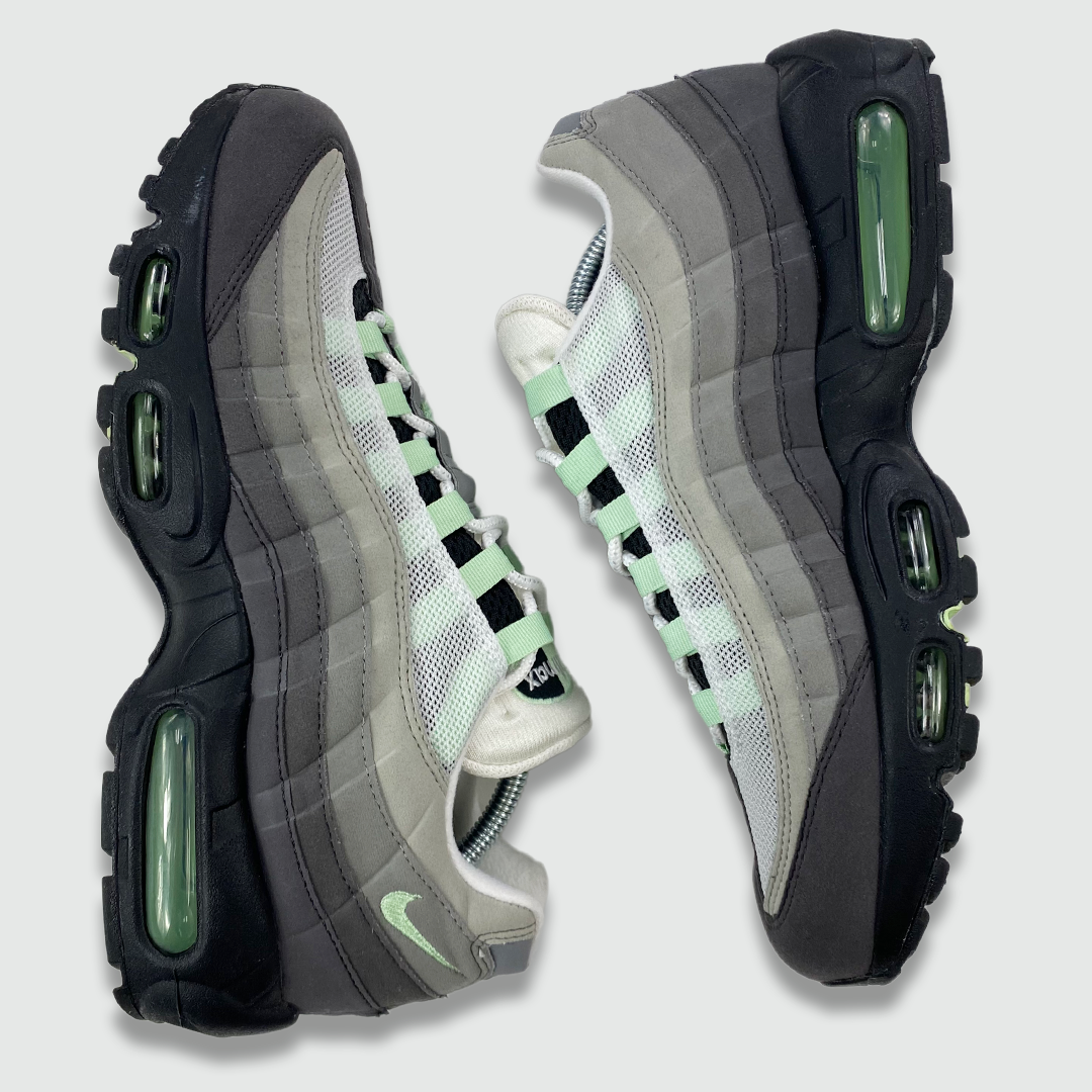 Nike Air Max 95 'Fresh Mint' (UK 8)