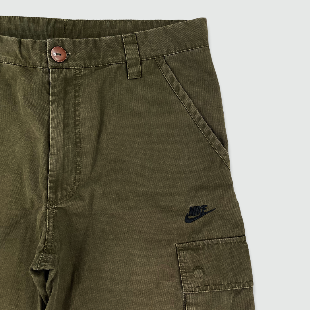 Nike Cargo Shorts (S)