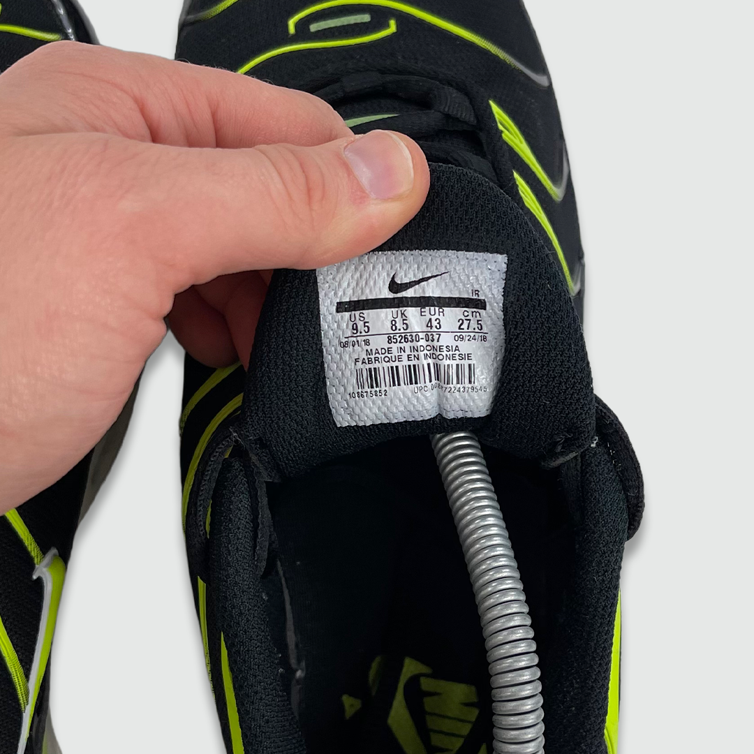 Nike TN (UK 8.5)