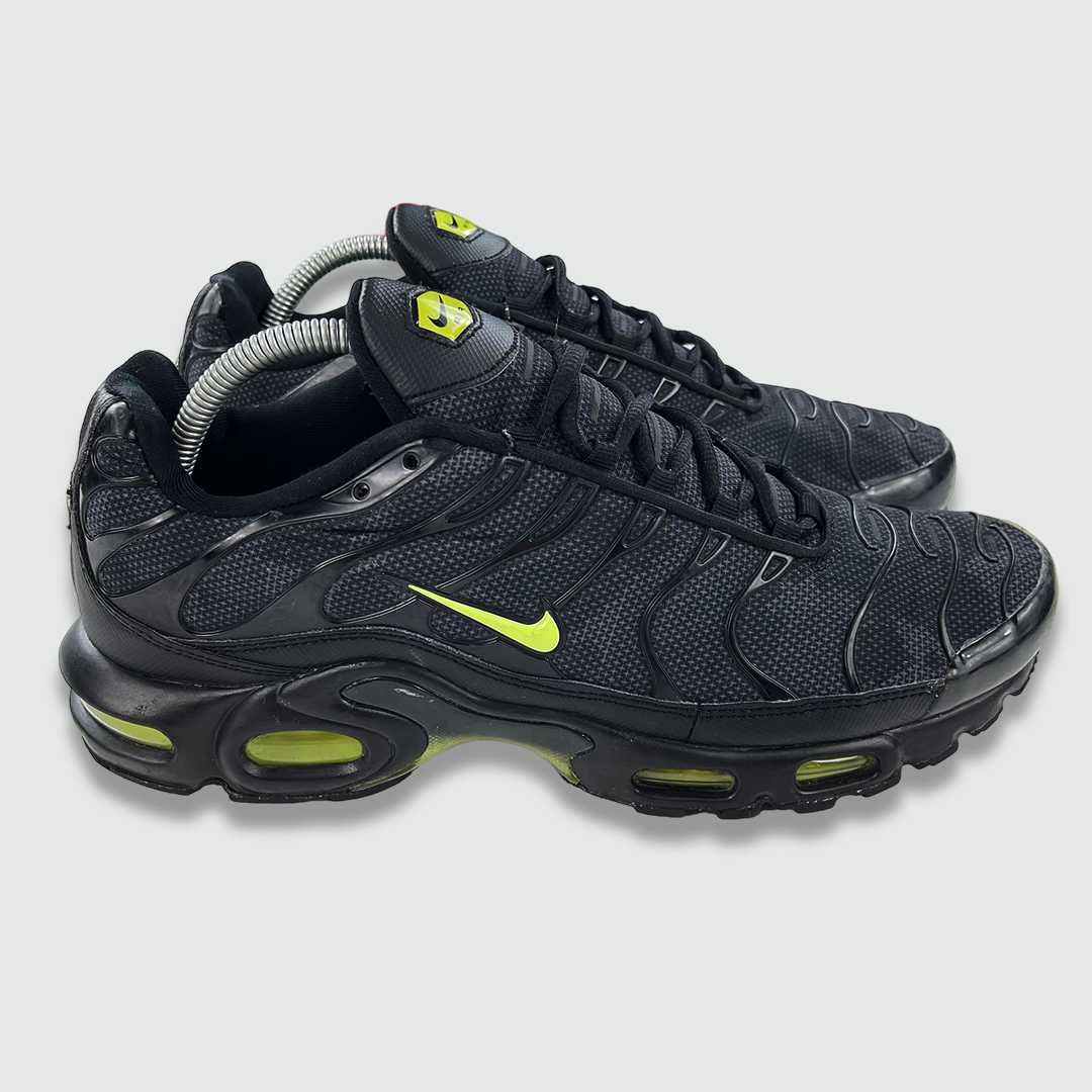 Nike 18 2025 night ops