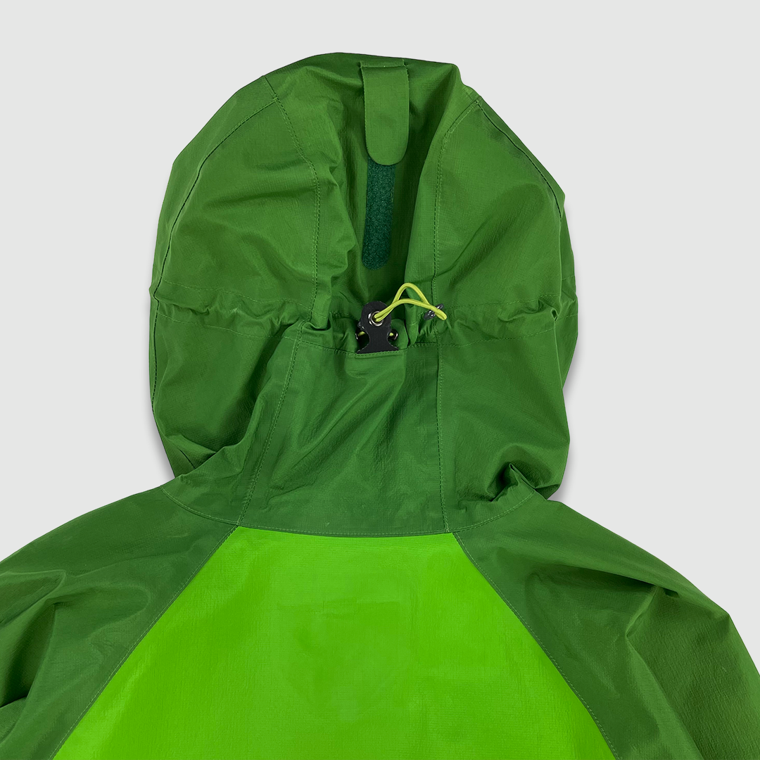 Montbell Gore-Tex Jacket (M) â PASTDOWN