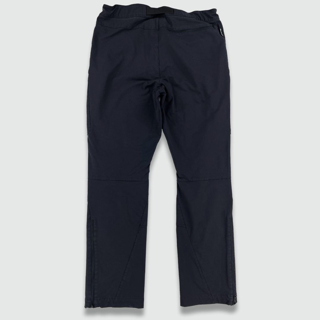 Mountain Equipment Cargos (L)