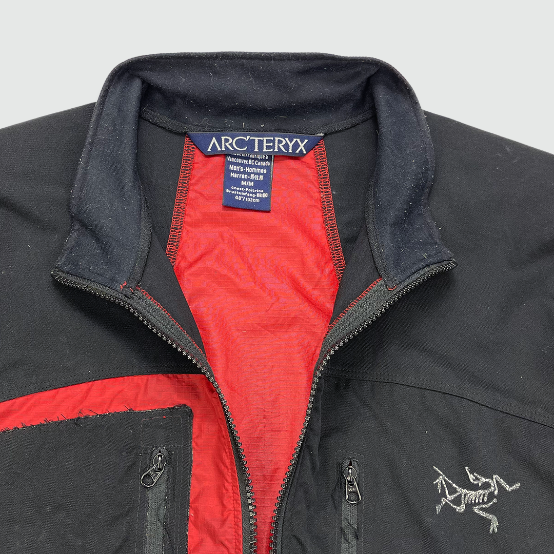 Arc'teryx Tau Light Jacket (M) – PASTDOWN Arc'teryx Tau Light Jacket (M) – PASTDOWN