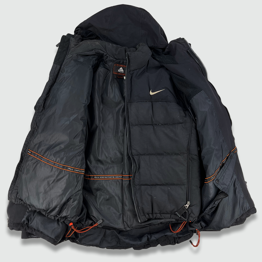 Nike ACG Dual Layer Jacket (L)