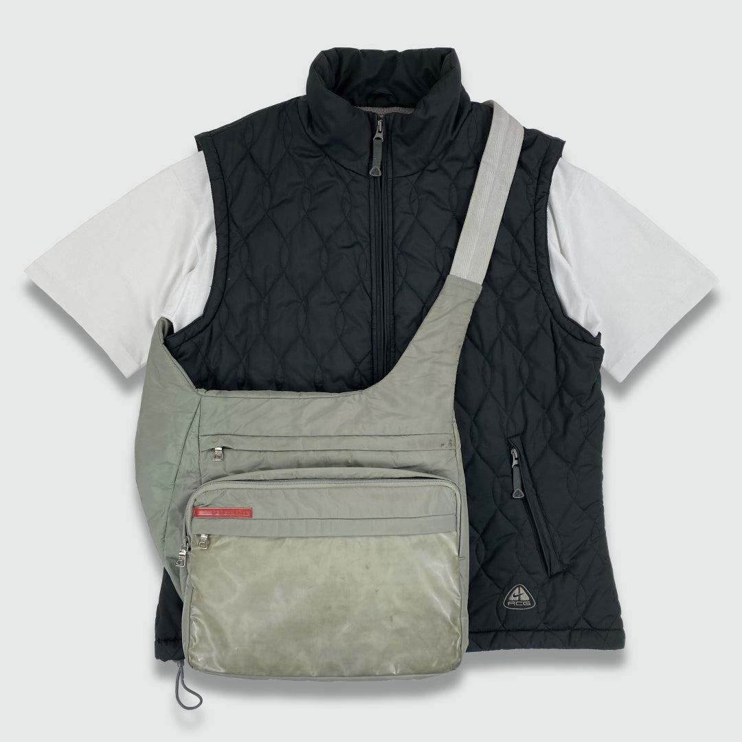 Nike ACG Quilted Jacket / Gilet (M)