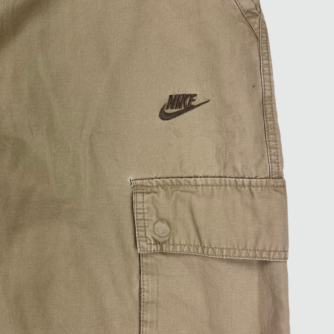 Nike Cargo Shorts (XL)