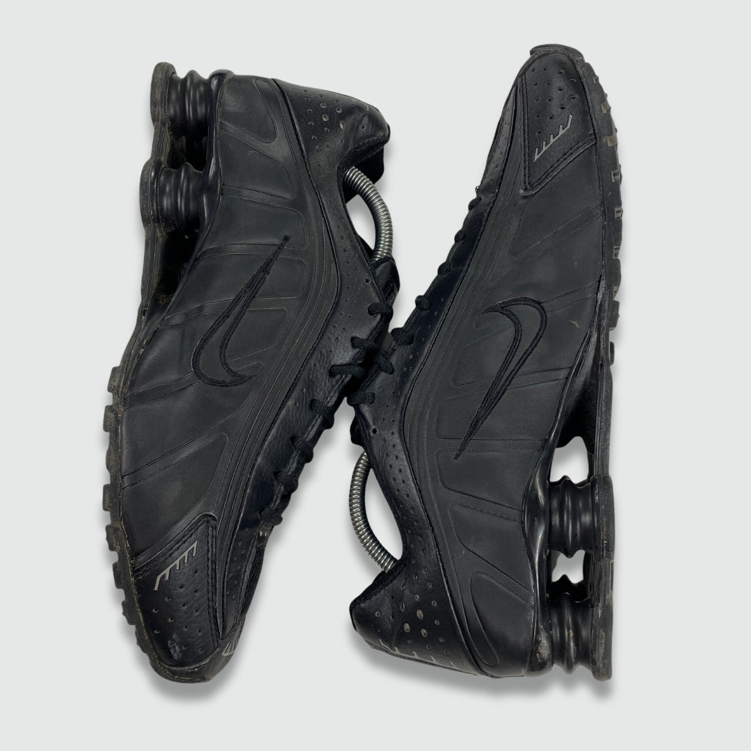 Nike Shox R4 (UK 9)